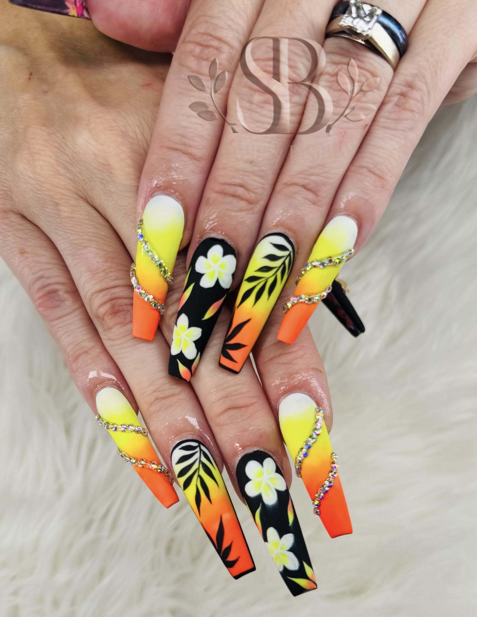Pamper Nails & Lashes nail photo 2